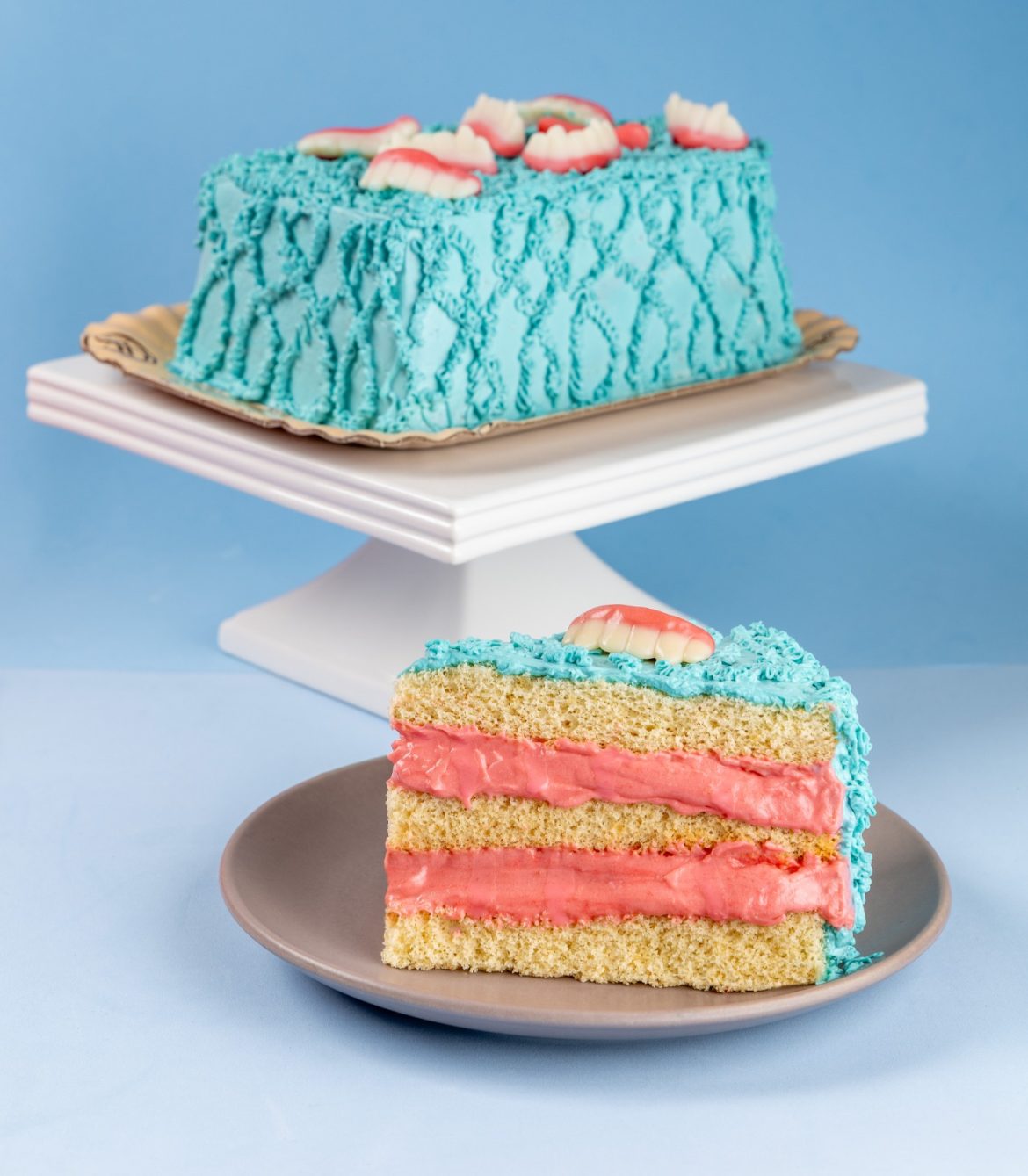 Sodiê Doces lança bolos e milkshakes em parceria com a Fini nos sabores Beijos e Dentaduras