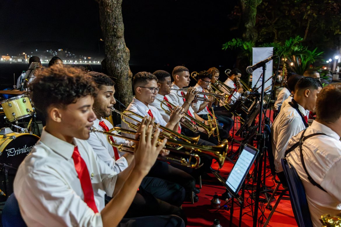 Orquestra Forte de Copacabana convida para o Festival da Primavera, dia 19 de fevereiro, no Theatro Municipal do Rio de Janeiro