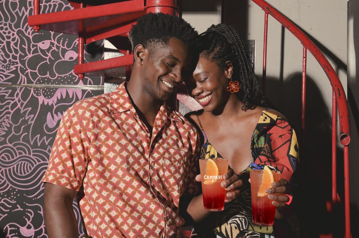 Brindando a cultura e a diversão: Grupo marca presença nos principais eventos da capital fluminense