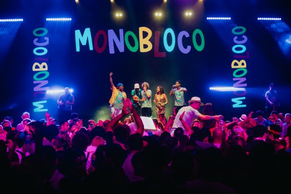 Monobloco comemora 25 anos de Carnaval e faz o esquenta para o desfile nos tradicionais ensaios na Fundição Progresso,