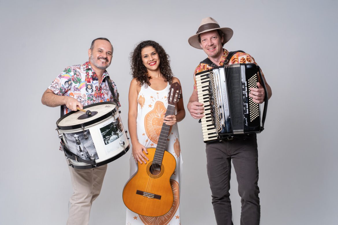 Manacá da Serra lança o EP ‘Jangada’ Manacá da Serra lança o EP ‘Jangada’