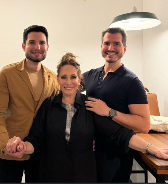 A atriz Susana Vieira e os amigos, os Dres. Binho Alencar e Victor Bechara