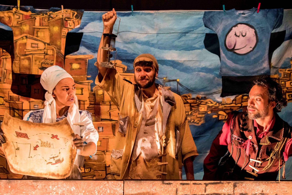 Os Lavadores de Histórias_cia de achadouros_credito_Giuliana Cerchiari