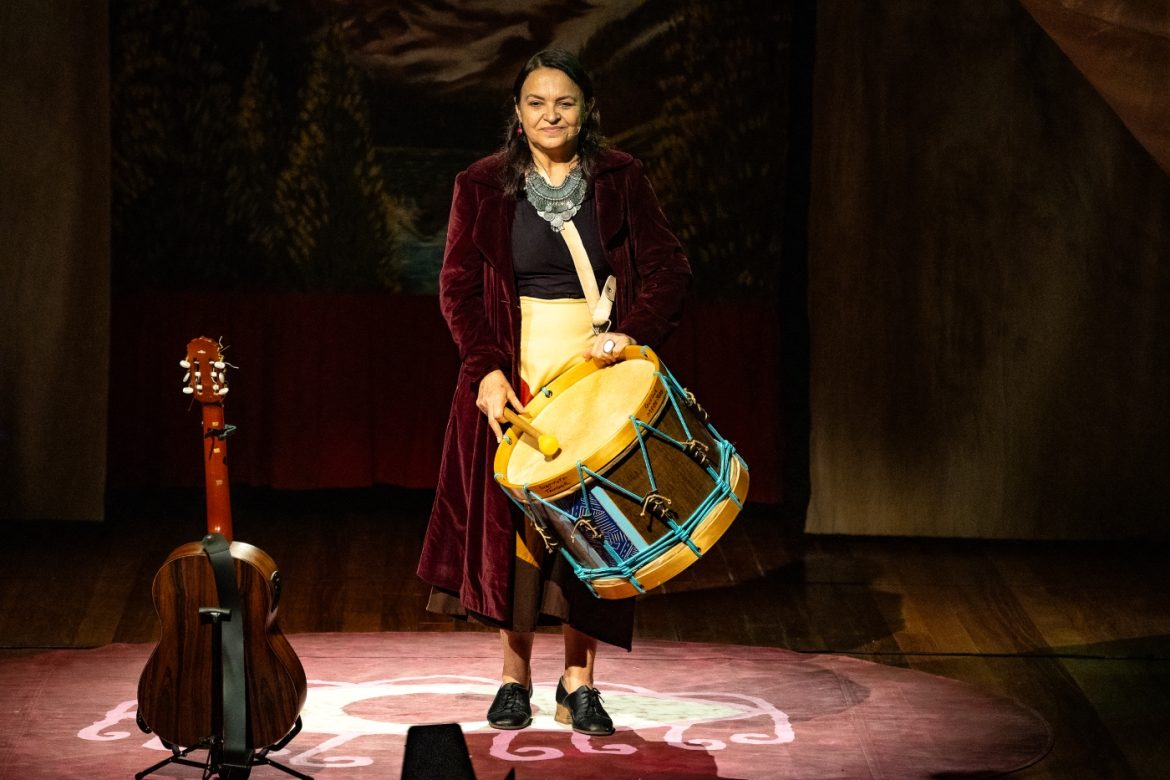 Violeta Parra em Dez Cantos - Rose Germano