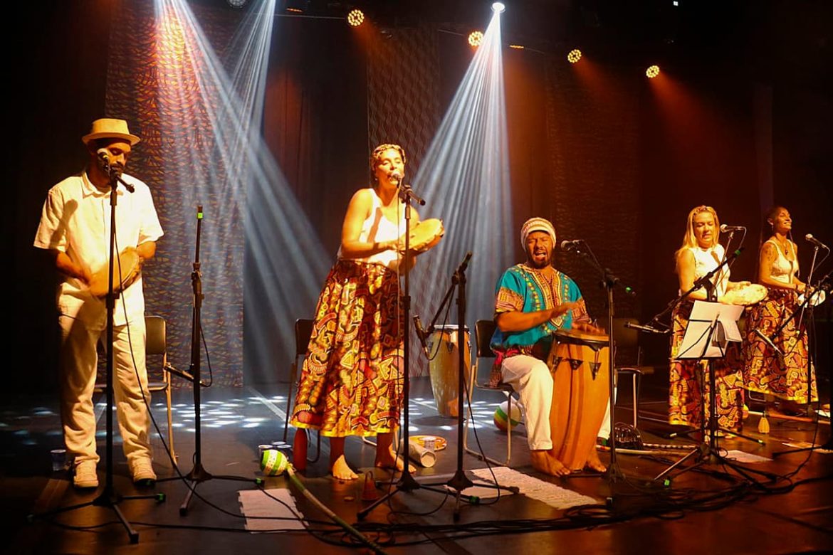 Grupo Cultural Sopro de Gaia apresenta o espetáculo inédito 'Firma o Tambor'