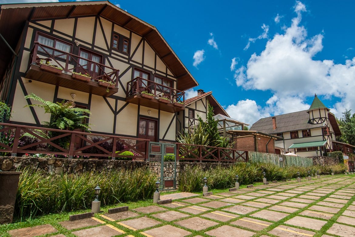 Águia Dourada localização dá acesso a pé ao centrinhode Monte Verde