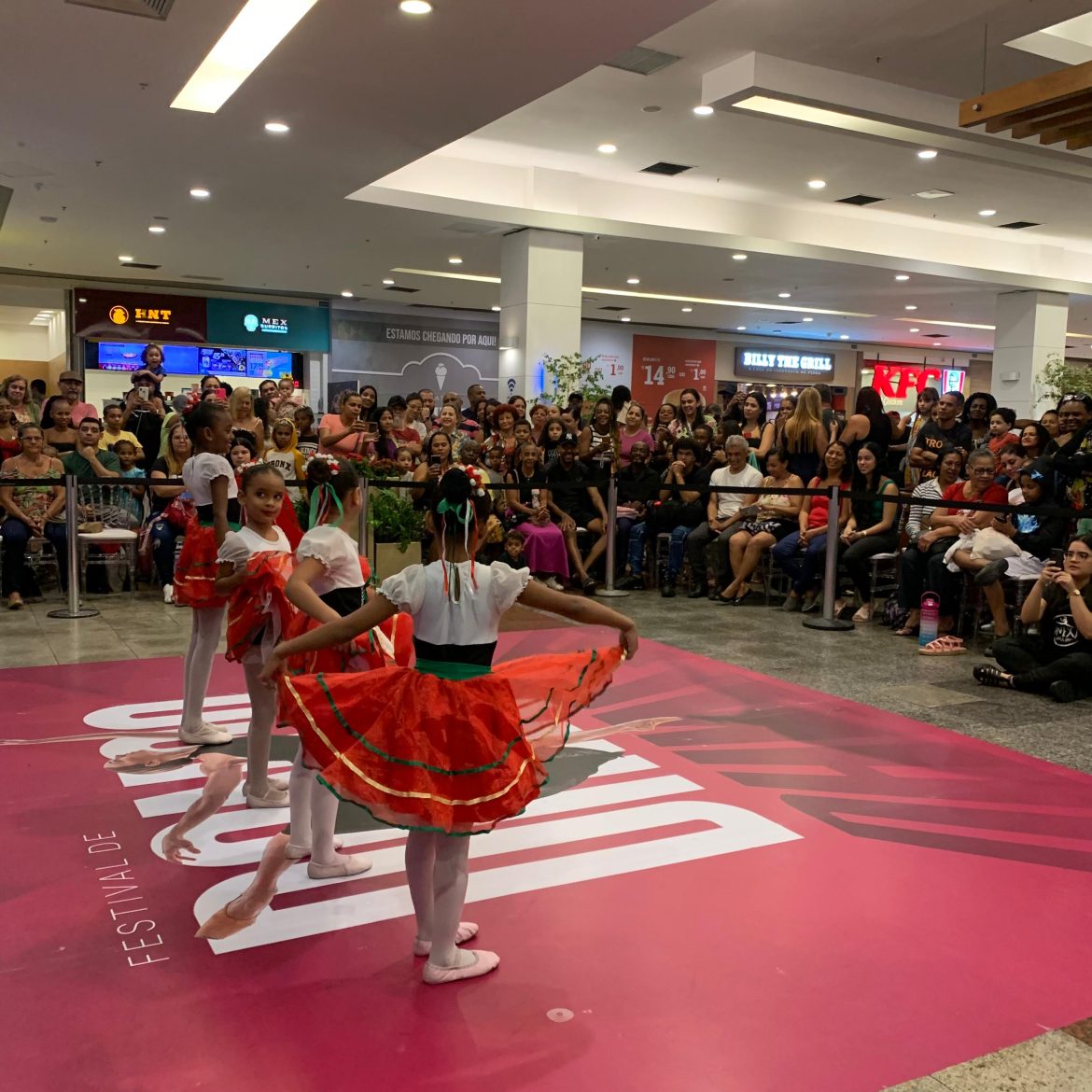 Festival de Dança agita o São Gonçalo Shopping no dia 20 de maio
