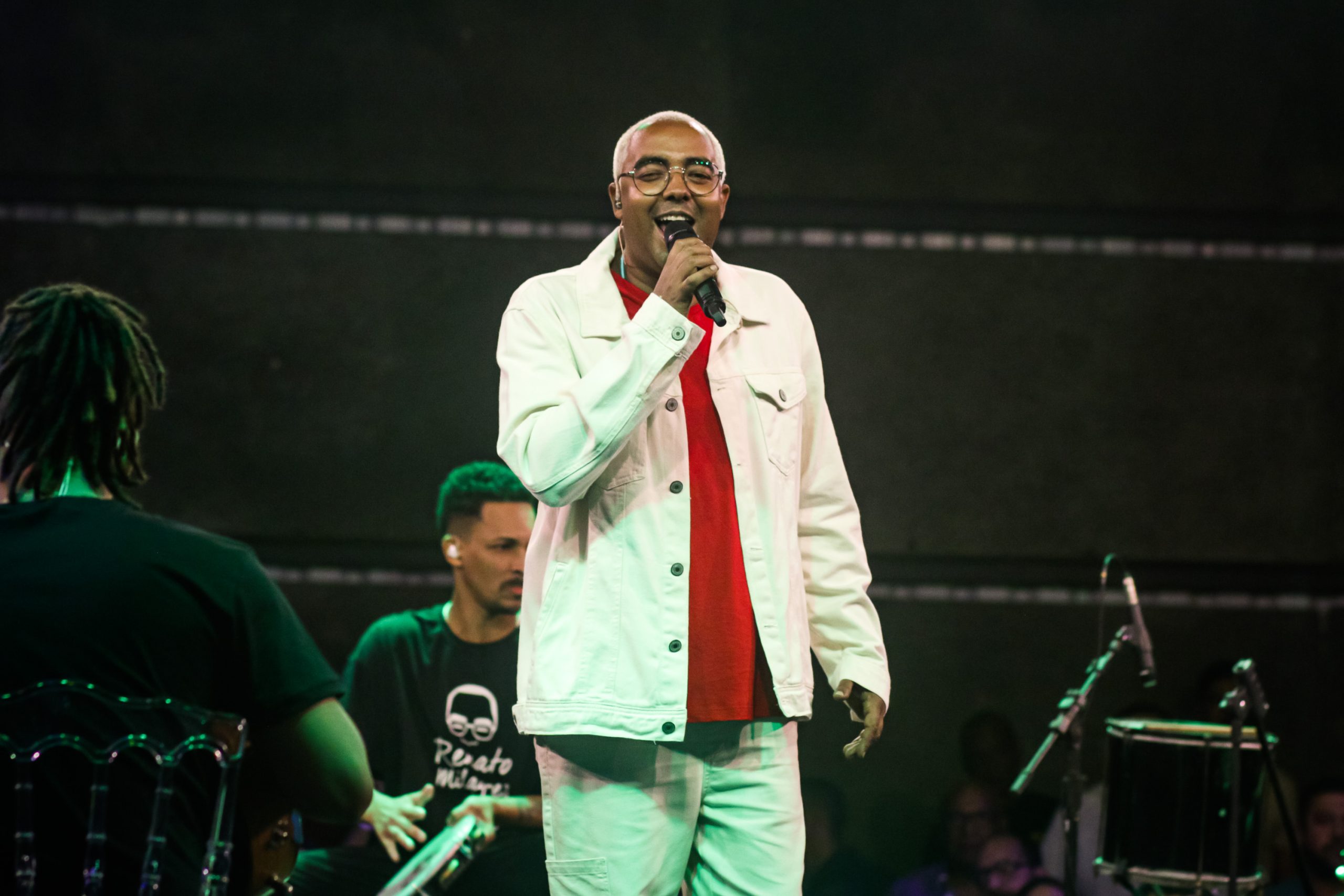 Na véspera do Dia das Mães, Renato Milagres e PedeTeresa no Renascença Clube 7 Renato Milagres