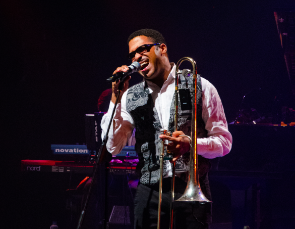 Casa Light recebe o trombonista e cantor Josiel Konrad