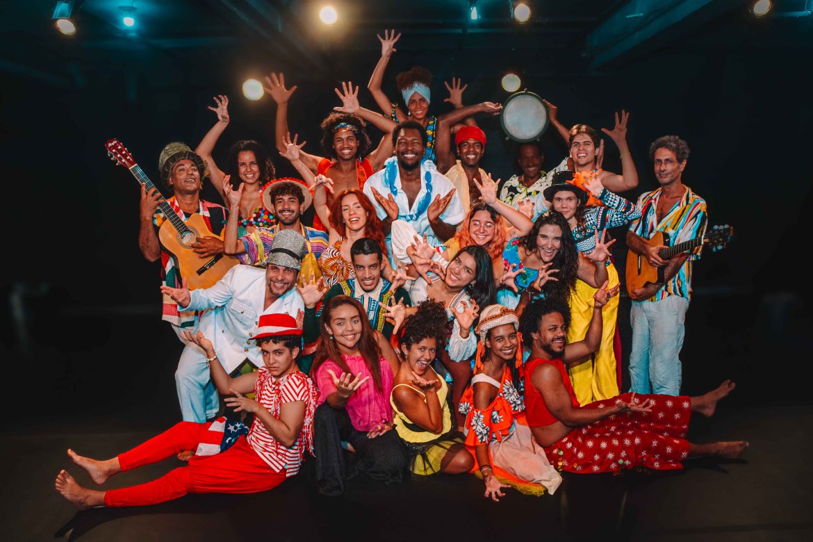 Elenco de Gil Sobre Todas As Coisas