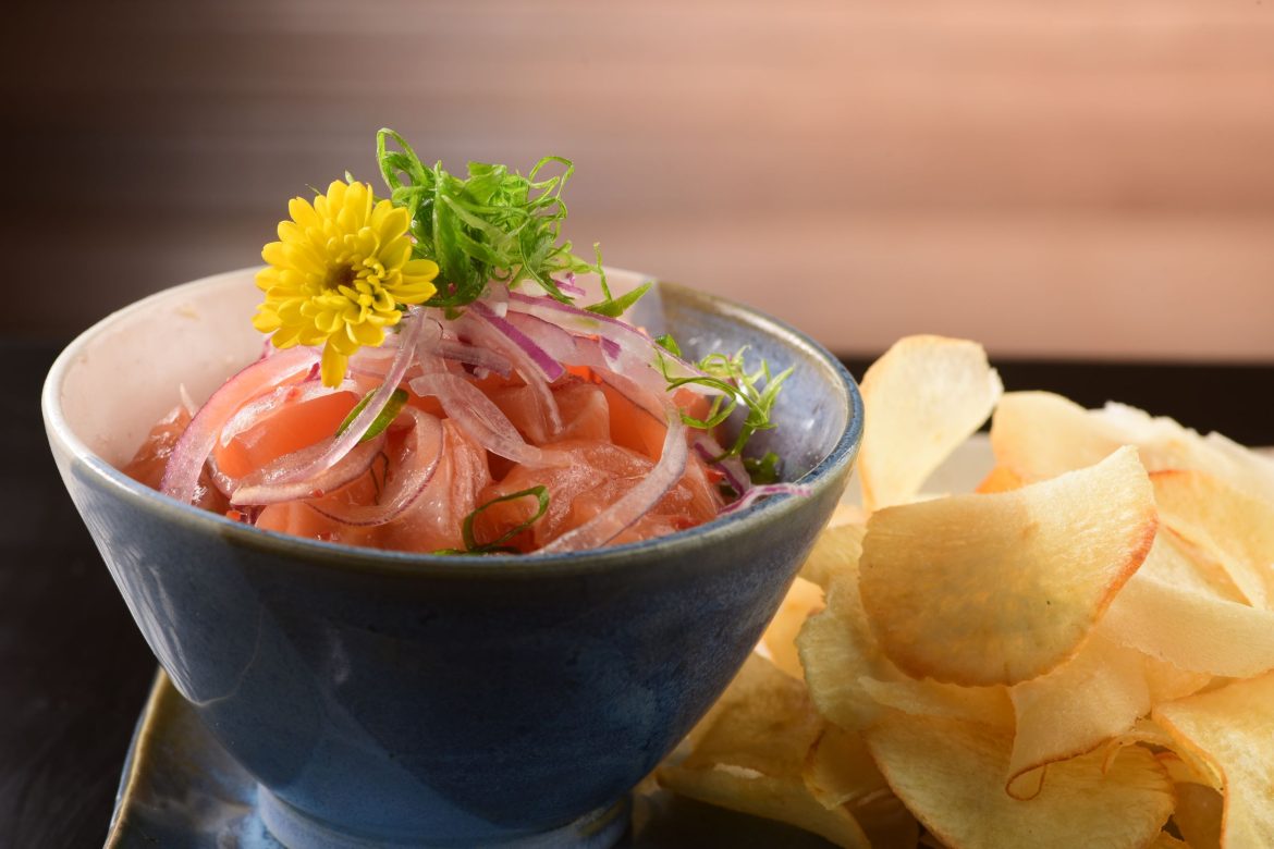 Ceviche de Salmão - Foto: Daniel Chiacos