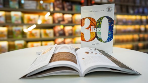 Junior Rostirola lança livro na Bienal do Livro do Rio: "30 dias para transformar sua vida"