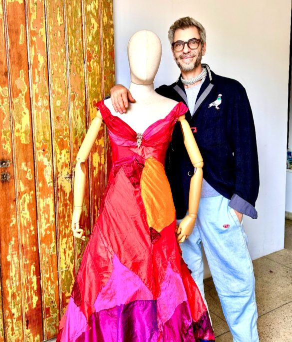 Fernando Viana e uma das suas criações