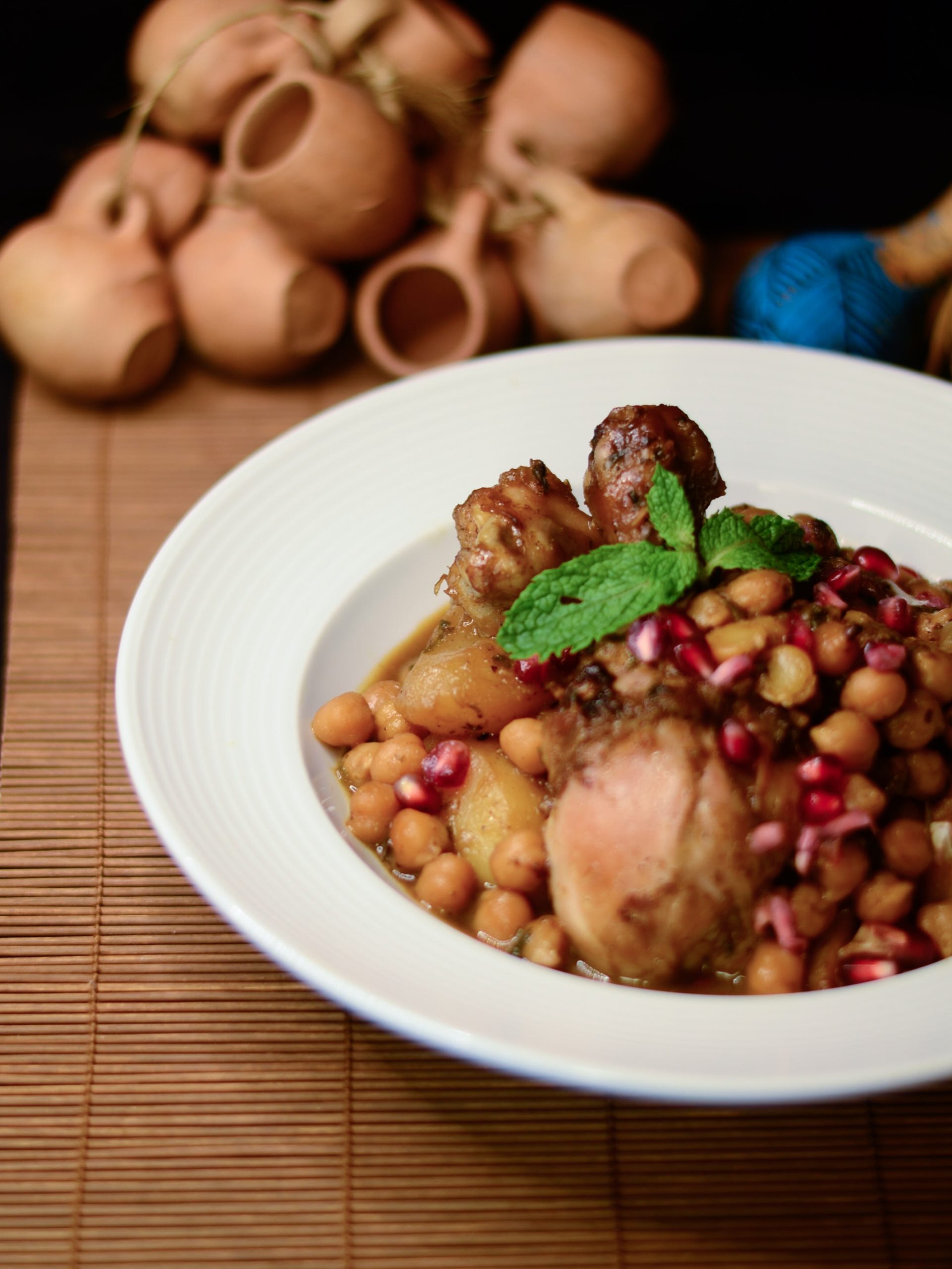 Dida Bar apresenta Jantar Africano com Menu Completo para o Dia dos Namorados 7 Pollo á owambo Namíbia - Frango, grão de pico batata, molho com especiarias e romã