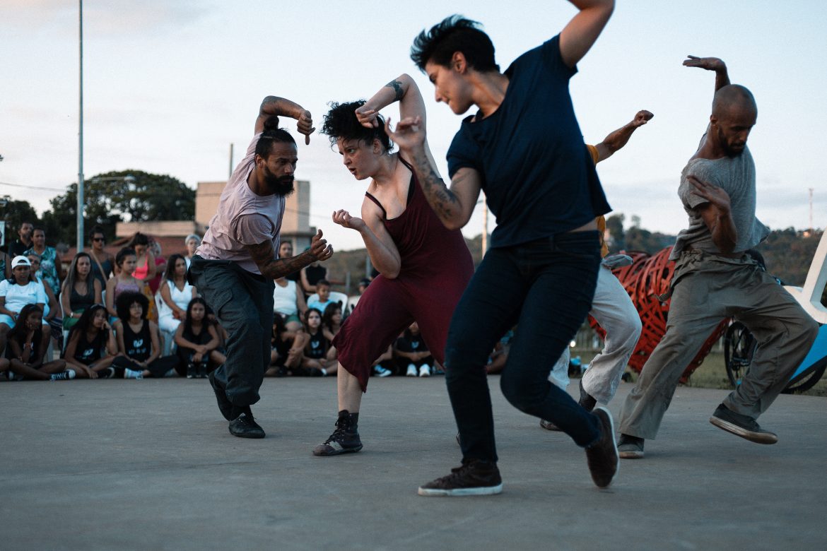 Camaleão Grupo de Dança