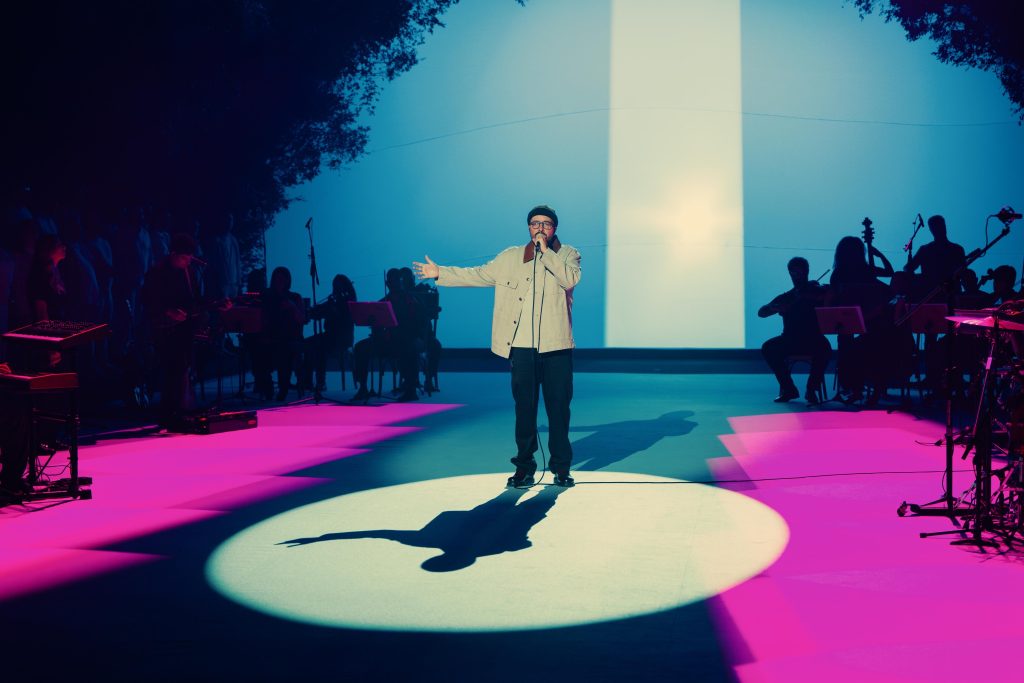 Cantor que ganhou o mundo em 2018 por ser O queridinho dos artistas, conhecido pelos sucessos como: “Ousado Amor” com a marca de 504 milhões de views e “Bondade de Deus” 300 milhões de views 7
