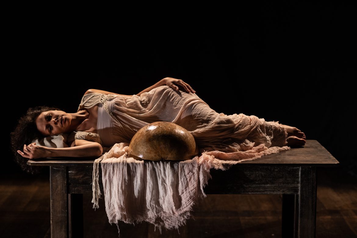 EM NOME DA MAE - Foto: Elisa Mendes