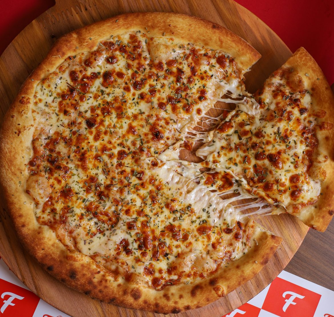 Fornês celebra o Dia da Pizza com promoção especial no iFood