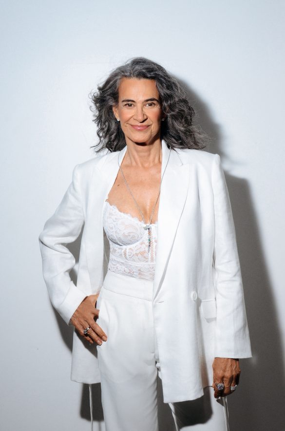 Simone traz nova turnê ao Qualistage