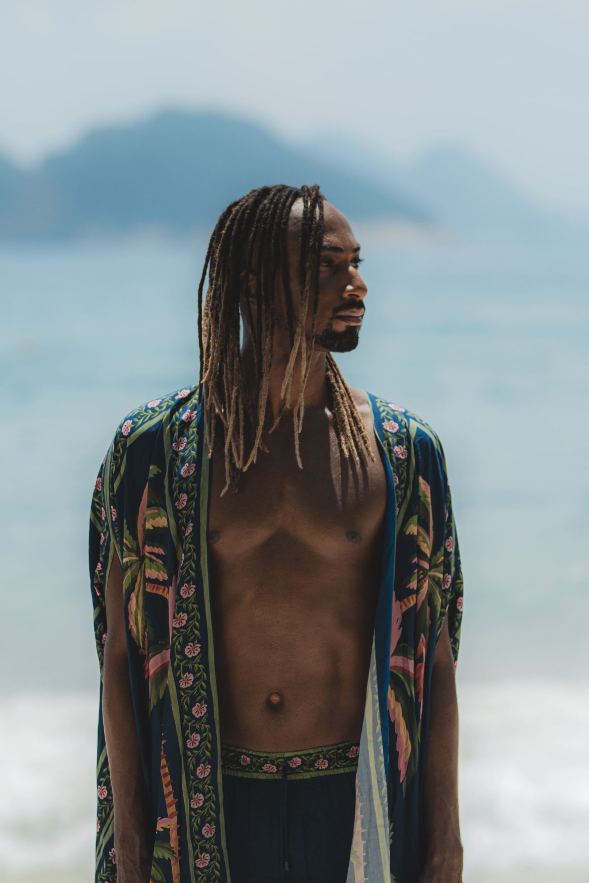 Casa Museu Eva Klabin recebe show de Caio Prado no projeto “Pôr do Sol”