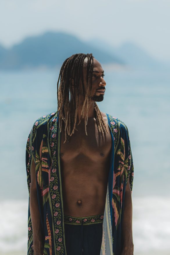 Casa Museu Eva Klabin recebe show de Caio Prado no projeto “Pôr do Sol”