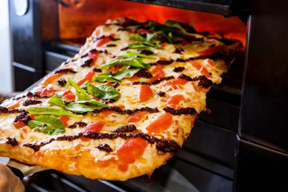 Empório Farinha Pura celebra o Dia da Pizza