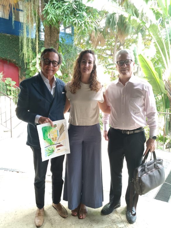 Sophie Barbara com Nestor Rocha e o consul geral da República Dominicana ,Roberto Rubio
