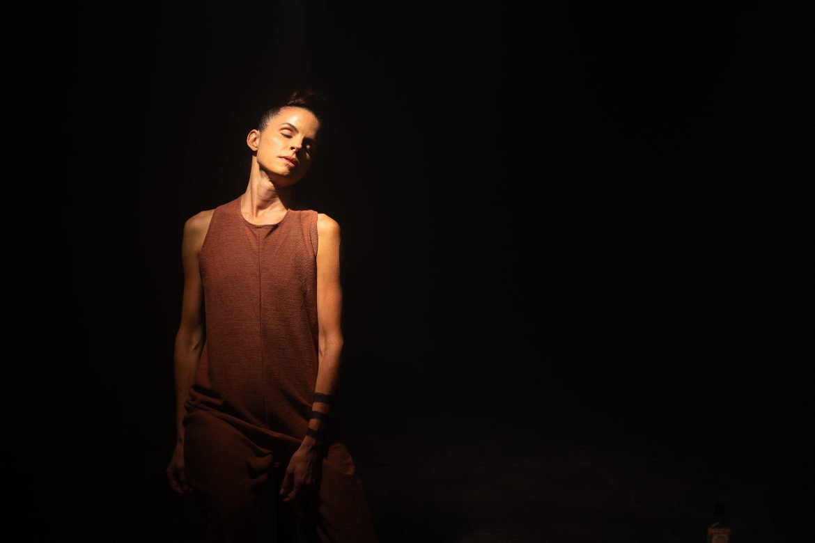 Izabel de Barros Stewart em SOLO DA CANA - Foto Carol Pires