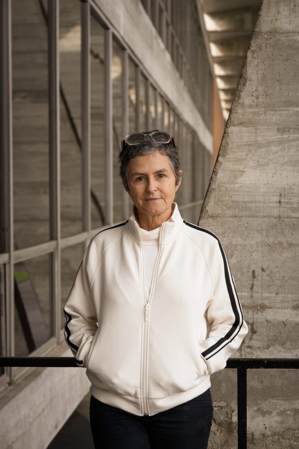 Bia Lessa inaugura "Anos-Luz" - Foto: Fabio Souza