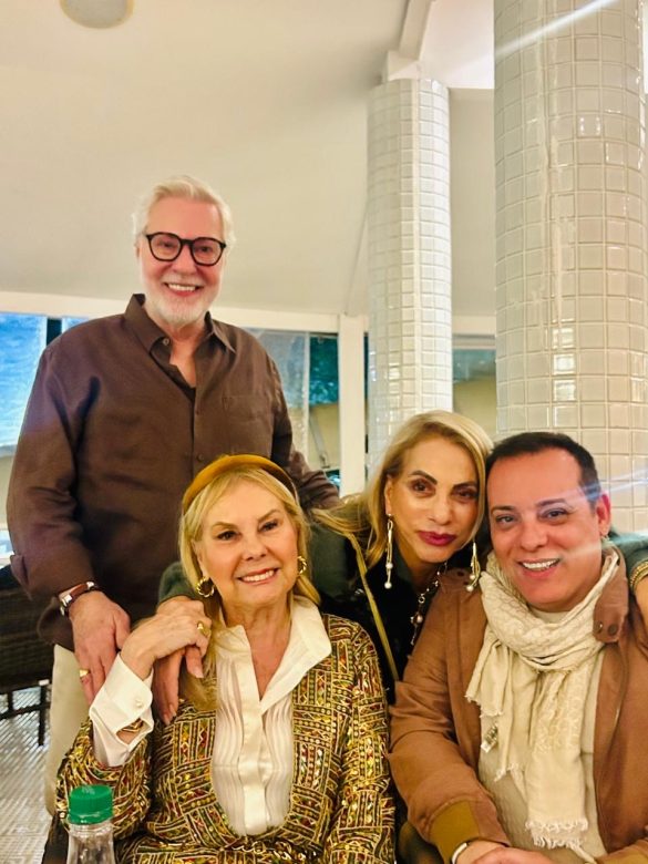 Bernardo Valansi. ,Regina Bogossian ,Orlanda Freire e Vinícius Fernandes