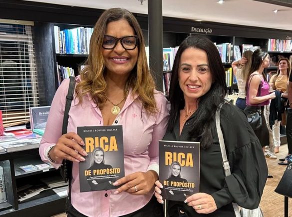 Alta sociedade prestigia lançamento de “Rica de Propósito”, de Michele Bouvier Sollack, na Livraria Travessa do BarraShopping