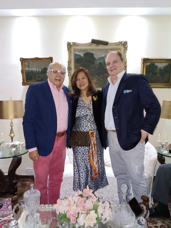 Os homenageados Massimo e Jeannie Tancredi con Rawlson de thuin