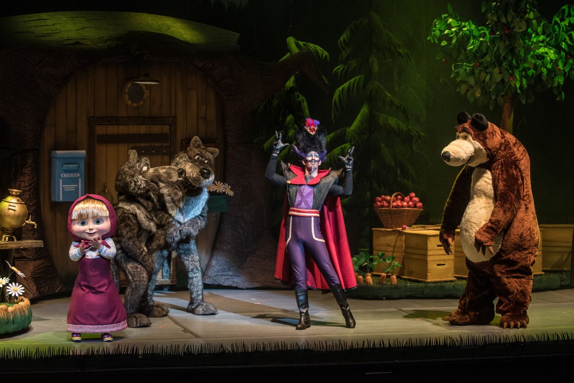 Masha e o Urso: Missão no Circo