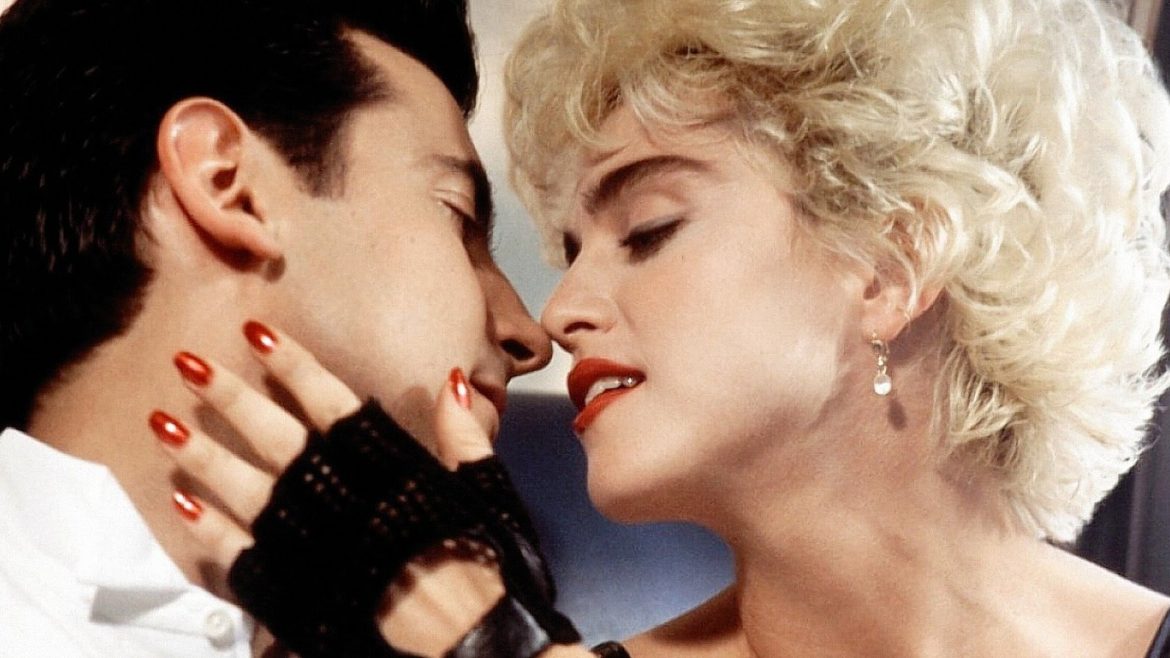 Quem É Essa Garota (1987)_Madonna e Griffin Dune