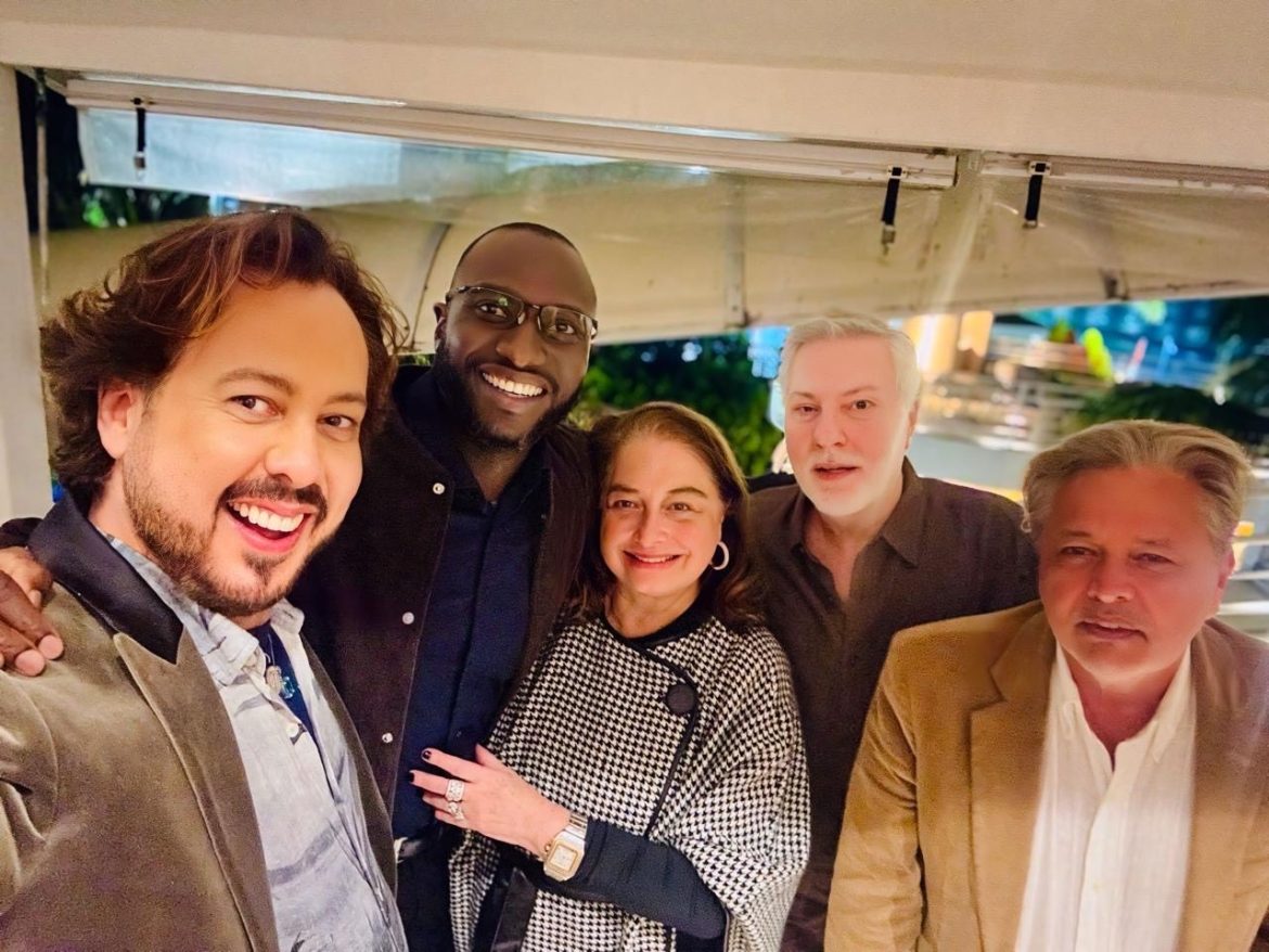 Mauricio ,Nehman Gonchen. ,Maria Isabel de Mello Franco ,Bernardo e Aloysio Teixeira