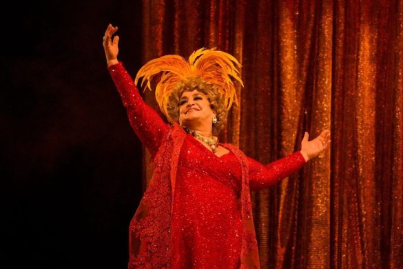 “Nasci pra ser Dercy” é estrelado por Grace Gianoukas