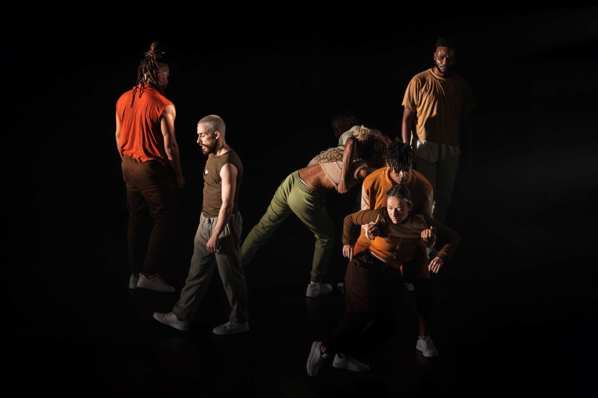 Cia Híbrida apresenta espetáculo Novo Fluxo na Areninha Sandra Sá