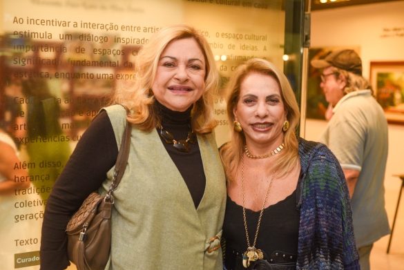 Bernadete Simonelli e Orlanda Freire
