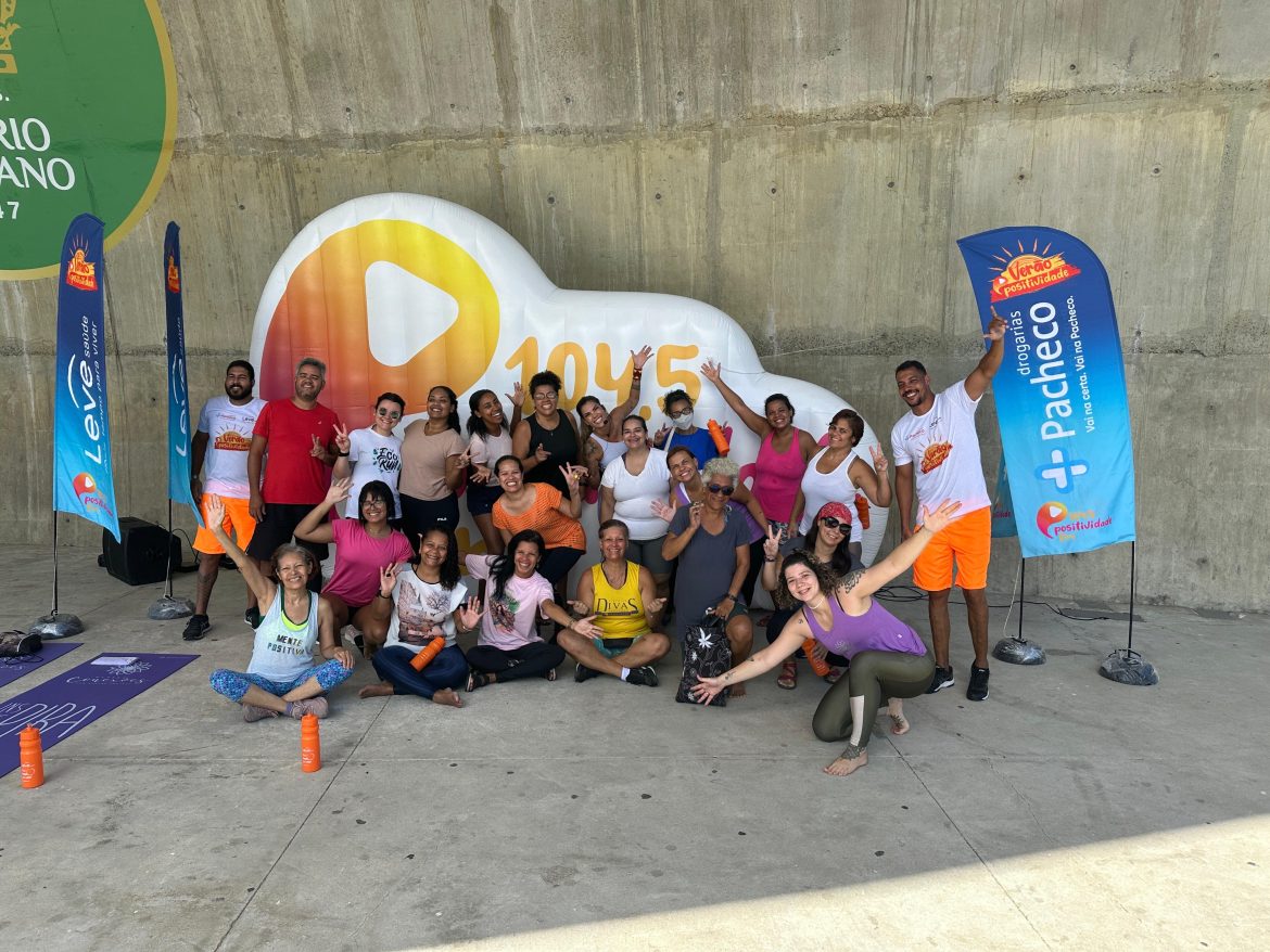 Um amanhecer diferente: Conexões Cacau traz ao Rio ritual de renovação na Praia da Reserva Um amanhecer diferente: Conexões Cacau traz ao Rio ritual de renovação na Praia da Reserva