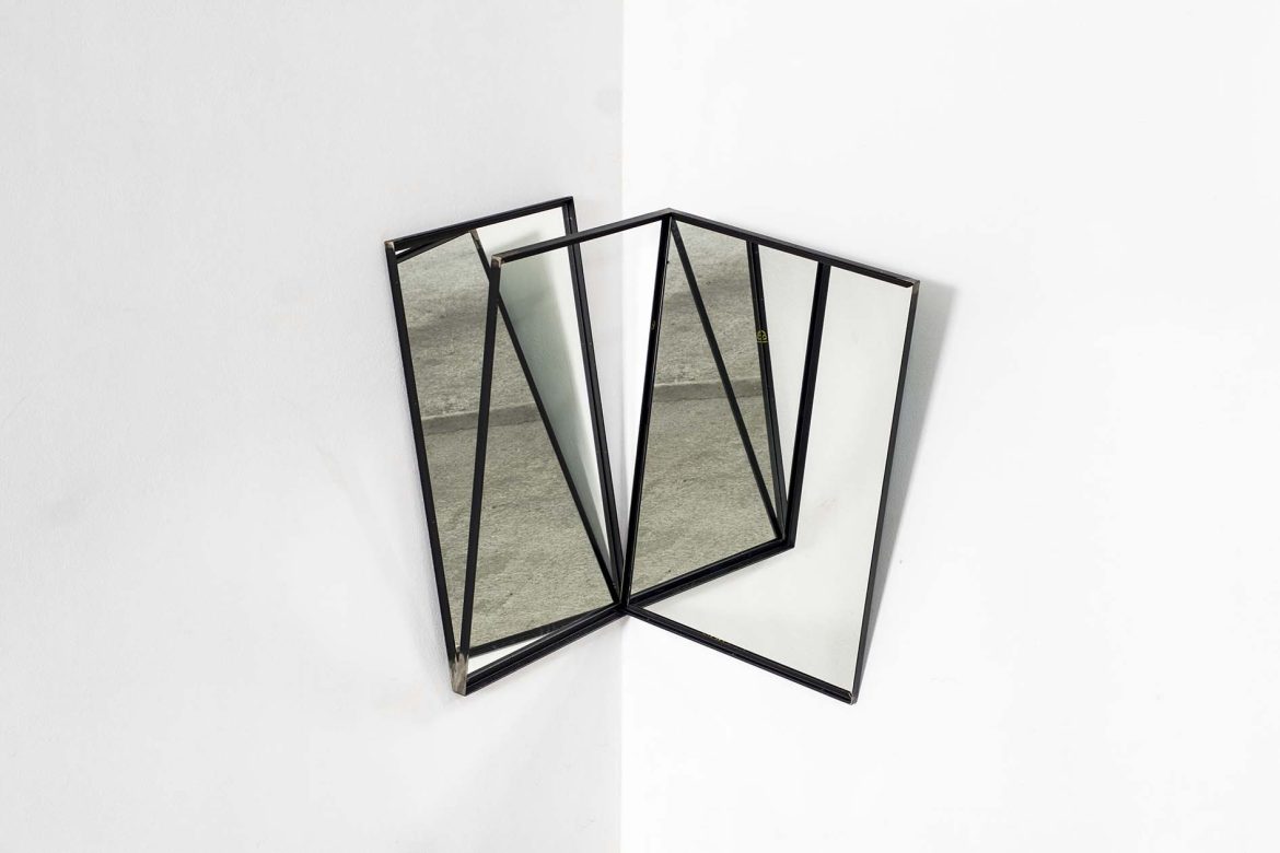 Croft - Escultura - 2019 - Ferro e espelho