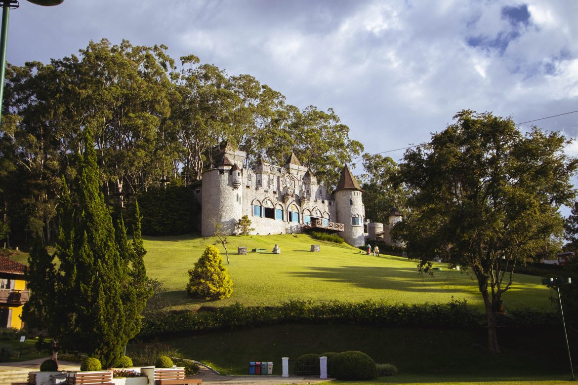 Le Canton - Castelo Mediveal