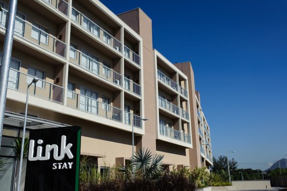 Promenade Link Stay