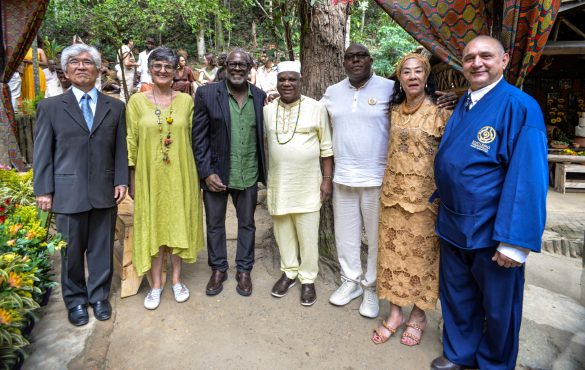 Budistas, umbanda, pastores, católico, ifá e candomblé - foto Zezinho