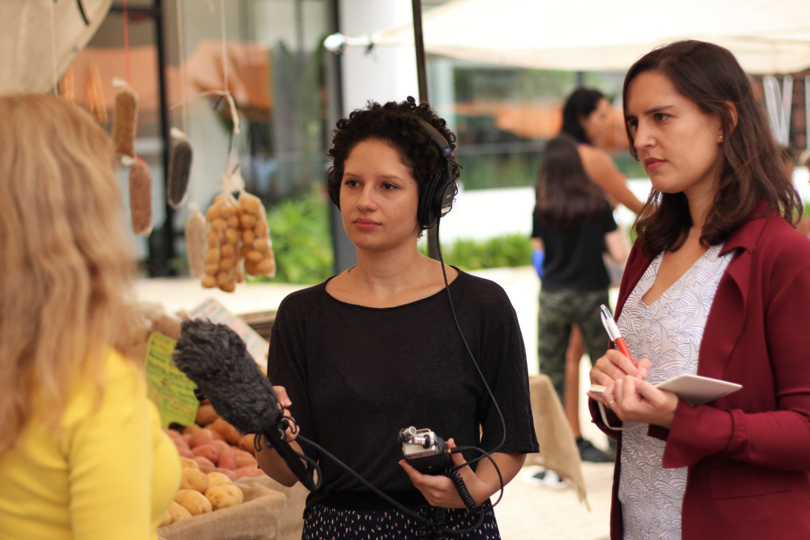 Bia Guimarães do podcast 37 Graus e da Rádio Novelo. Créditos: Instituto Serrapilheira / Divulgação