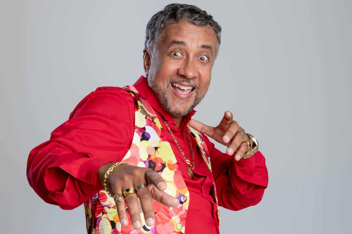 Mauricio Manfrini como Paulinho Gogó