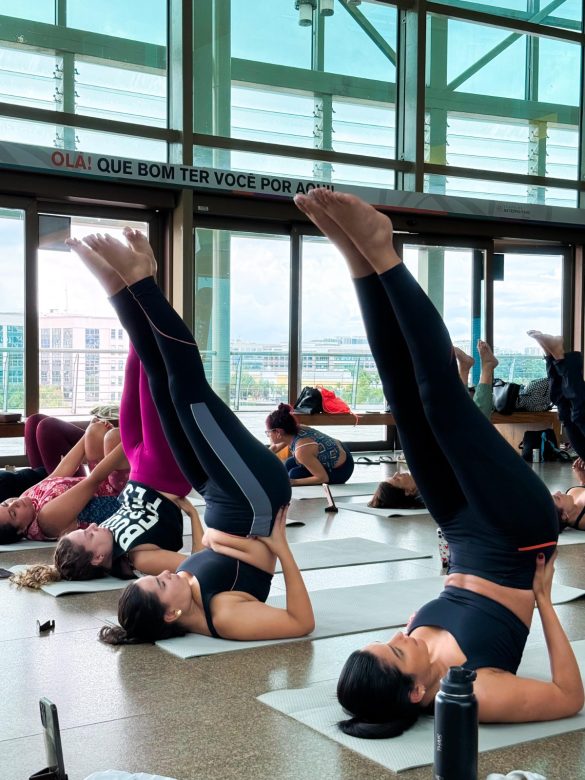 Shopping Metropolitano Barra promove manhã de ioga e bem-estar