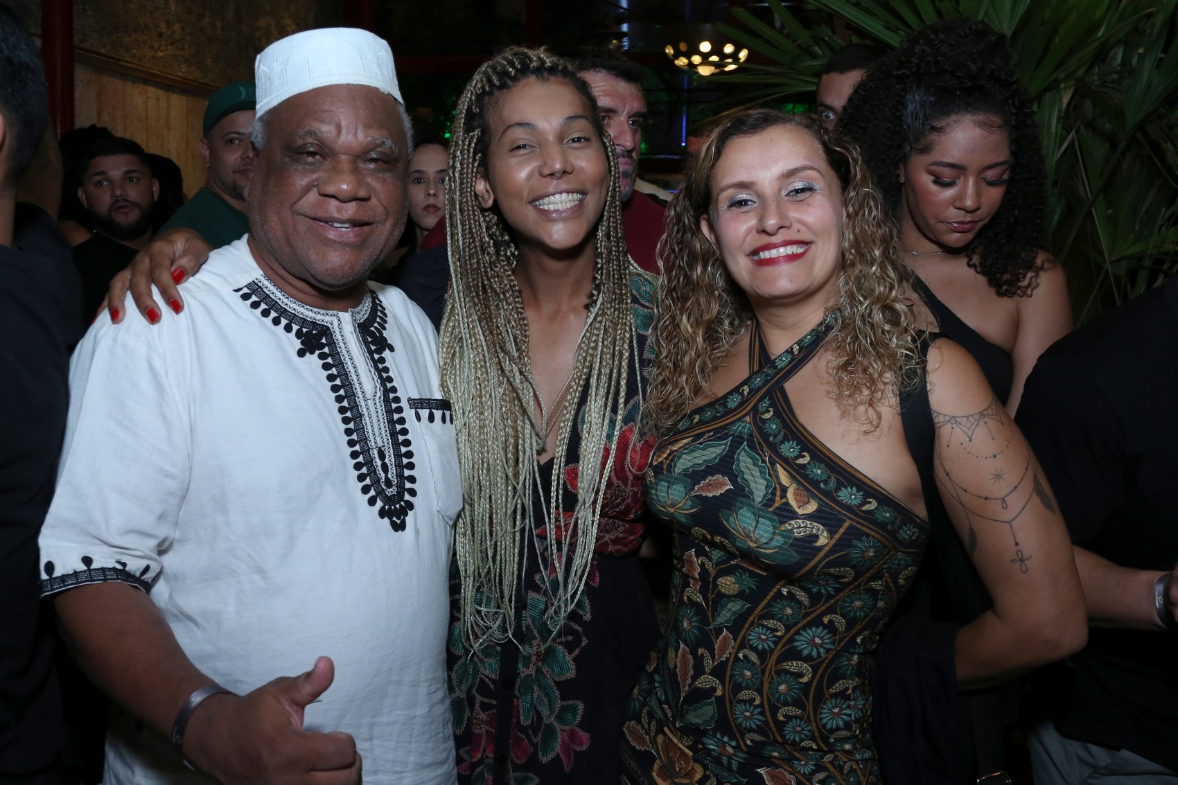AfroReggae Audiovisual celebra trajetória de sucesso de Arcanjo Renegado com grande festa 7 Ivanir dos Santos, Dep Dani Balbi e Sabrina Bogado