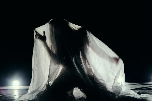 Ouroboros em cartaz no Teatro Cândido Mendes