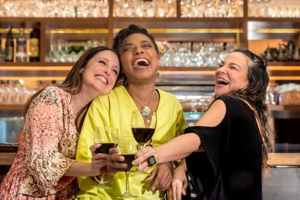 Peça Vale Night no Arab