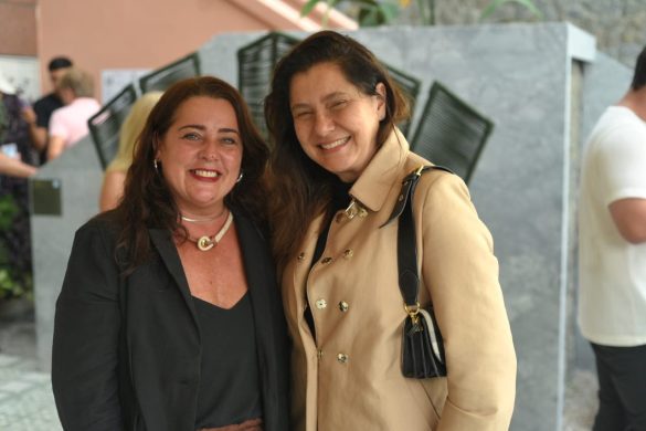 Ana Cristina Carvalho e Débora Sampaio